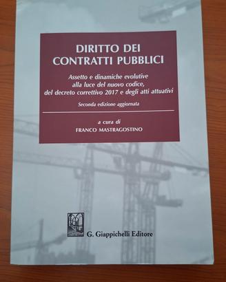 Lotto di libri Universitari di Diritto ed Economia