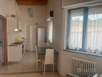 Appartamento ammobiliato di 60mq