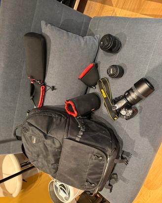 Nikon D3200 + 3 obiettivi, borsa e borse obiettivi