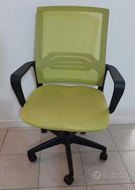 Sedia girevole da ufficio con schienale ergonomico
