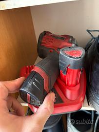 trapano a percussioni milwaukee