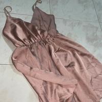 Vestito a pantaloncino