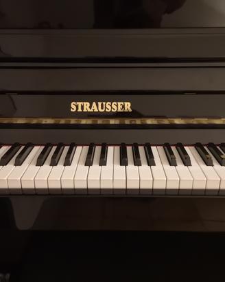 Pianoforte verticale Strausser