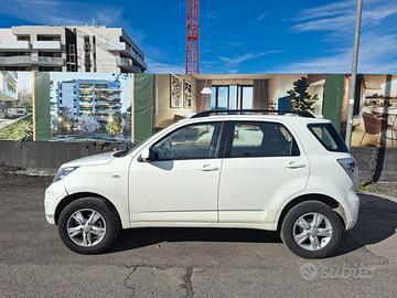 DAIHATSU Terios 1.5 4WD Sho