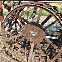 RUOTE A GABBIA IN FERRO PER TRATTORE 