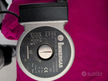 Grundfos UPS 15-50 pompa di circolazione
