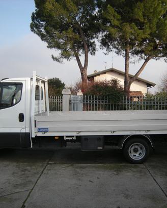 Iveco Daily 35-140 con cassone fisso