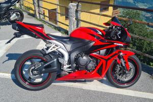 Honda cbr 600rr