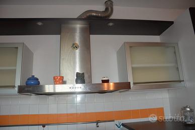 cucina componibile ad angolo con penisola 