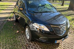 Lancia Ypsilon euro 6  1.2 benzina , 63800Km