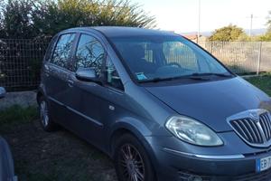Auto Lancia Musa 