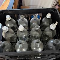 Cassa bottiglie acqua lurisia