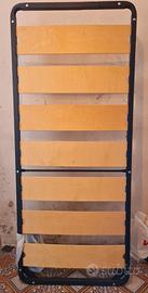 Rete singola a doghe in legno con materasso Ostia