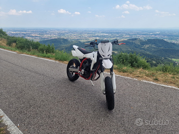 SWM sm125r (LEGGERE DESCRIZIONE)