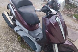 Beverly 500 iè 2004