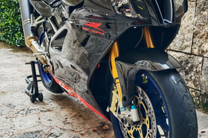 Aprilia rsv 1000 factory 2005 05 new mille