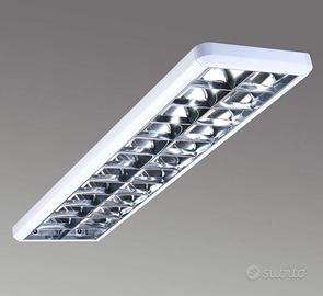 3 Plafoniere da ufficio con griglia argentata .