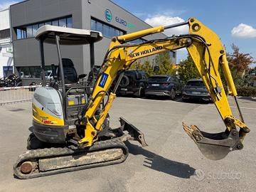MINIESCAVATORE NEWHOLLAND E26B SR