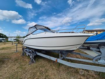 Quicksilver Active 595 c/ Mercury F40