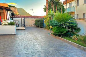 Villagrazia di Carini,50m dal mare(8posti letto)