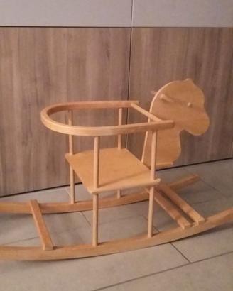 Cavallo a dondolo in legno con anello protezione 