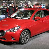 Parabrezza Mazda 2 2015-
