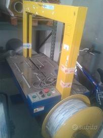 Reggiatrice automatica