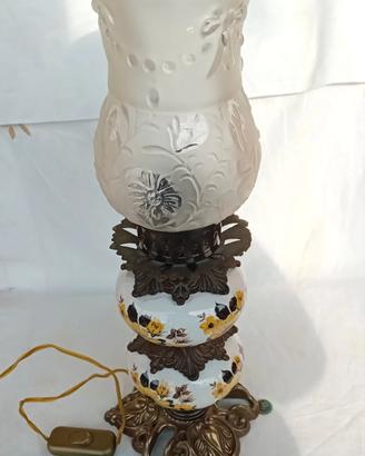 Lampada da tavolo in ottone ceramica e vetro 