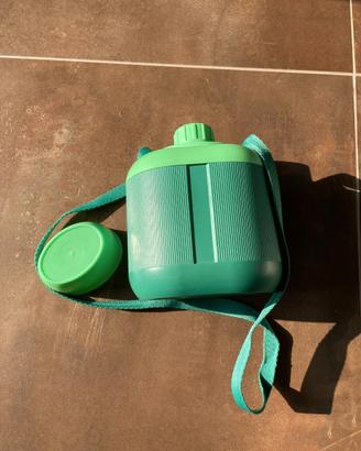 Termos in plastica completo di tracolla