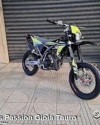 Fantic Motard 50 XM PERFORMANCE 2 Tempi Nera