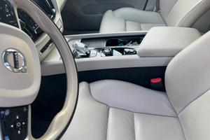 Volvo XC60T6 recharge