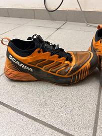 Scarpa da trekking