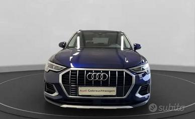 AUDI Q3 35 TFSI Business