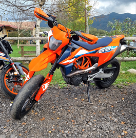 Ktm 690 smc-r