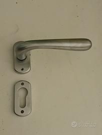 maniglie per porte 