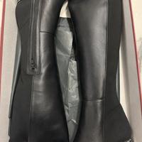 Stivali mai indossati