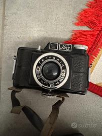 Kit fotografico vintage – Ferrania Ibis + 3 obiett