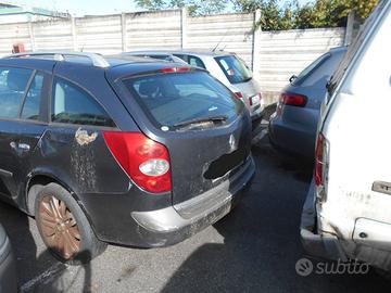 RENAULT LAGUNA II SW 2005 (SOLO RICAMBI)