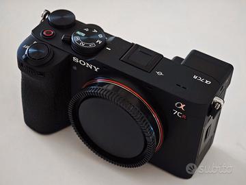 Sony A7C R
