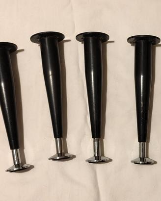 Set di quattro gambe vintage per mobili