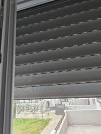 tapparelle avvolgibili nuove 150 euro tot.