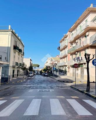 NEGOZIO A SANT'ANASTASIA
