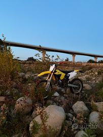 Suzuki RM 125 TARGATO
