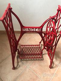 Pedana singer antica