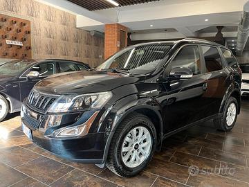 Mahindra XUV500 2.2 16V FWD W8