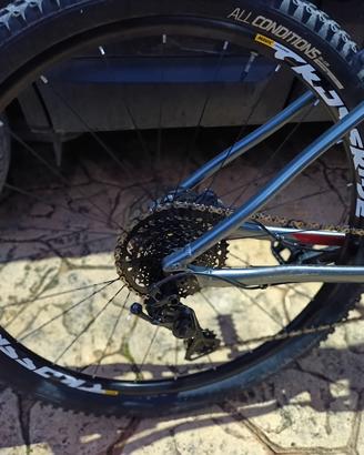 MTB Explorer 520