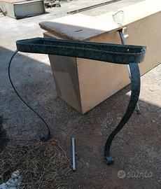 Mobiletto ingresso in ferro battuto