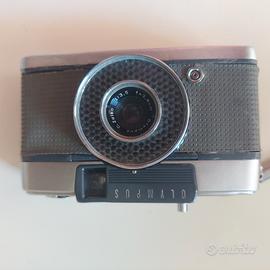 Olympus Pen EE