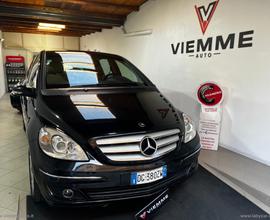 MERCEDES-BENZ B 180 CDI