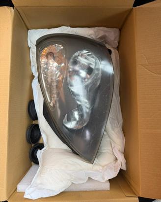 Faro destro renault clio 2001